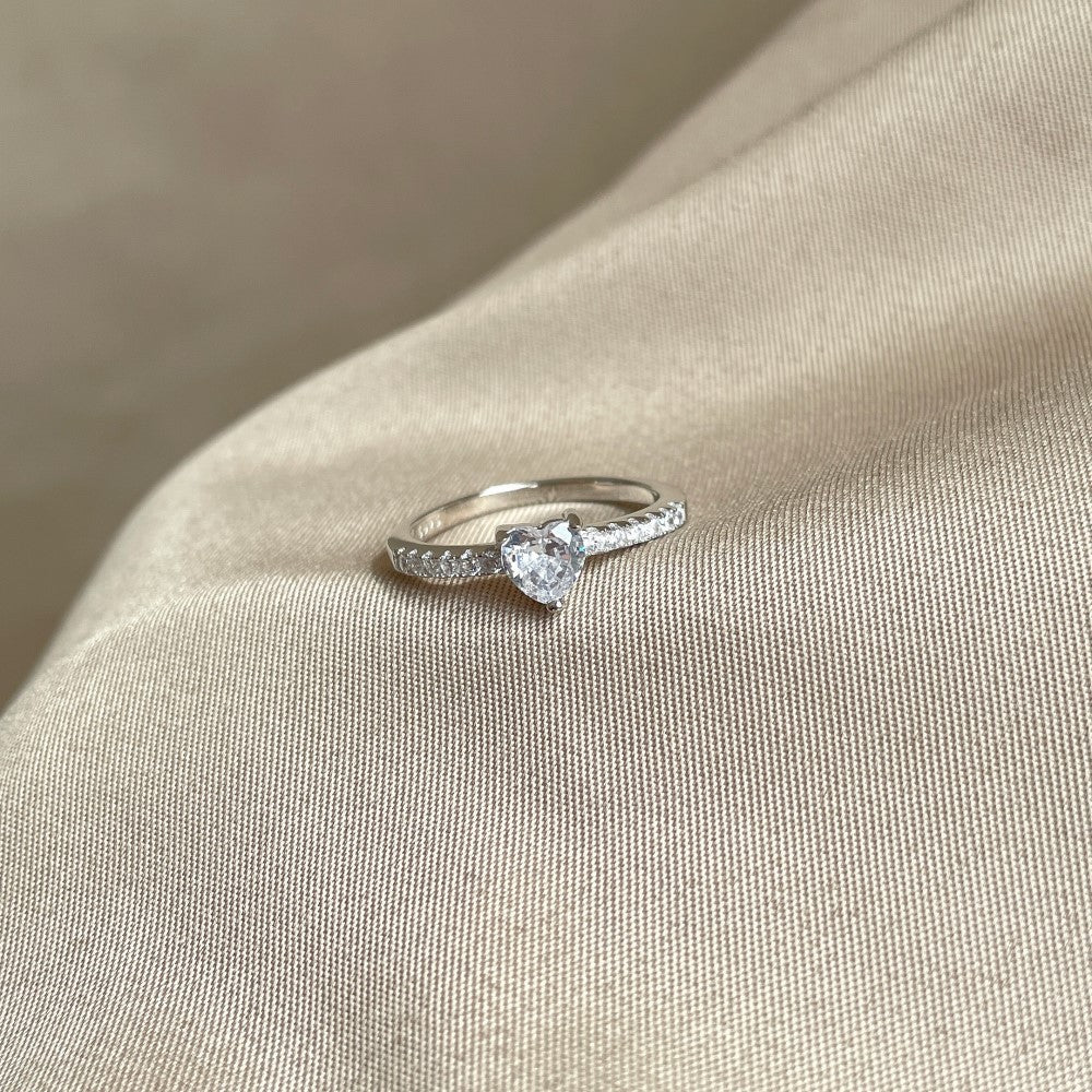 Dainty Heart Ring - eclorejewelry