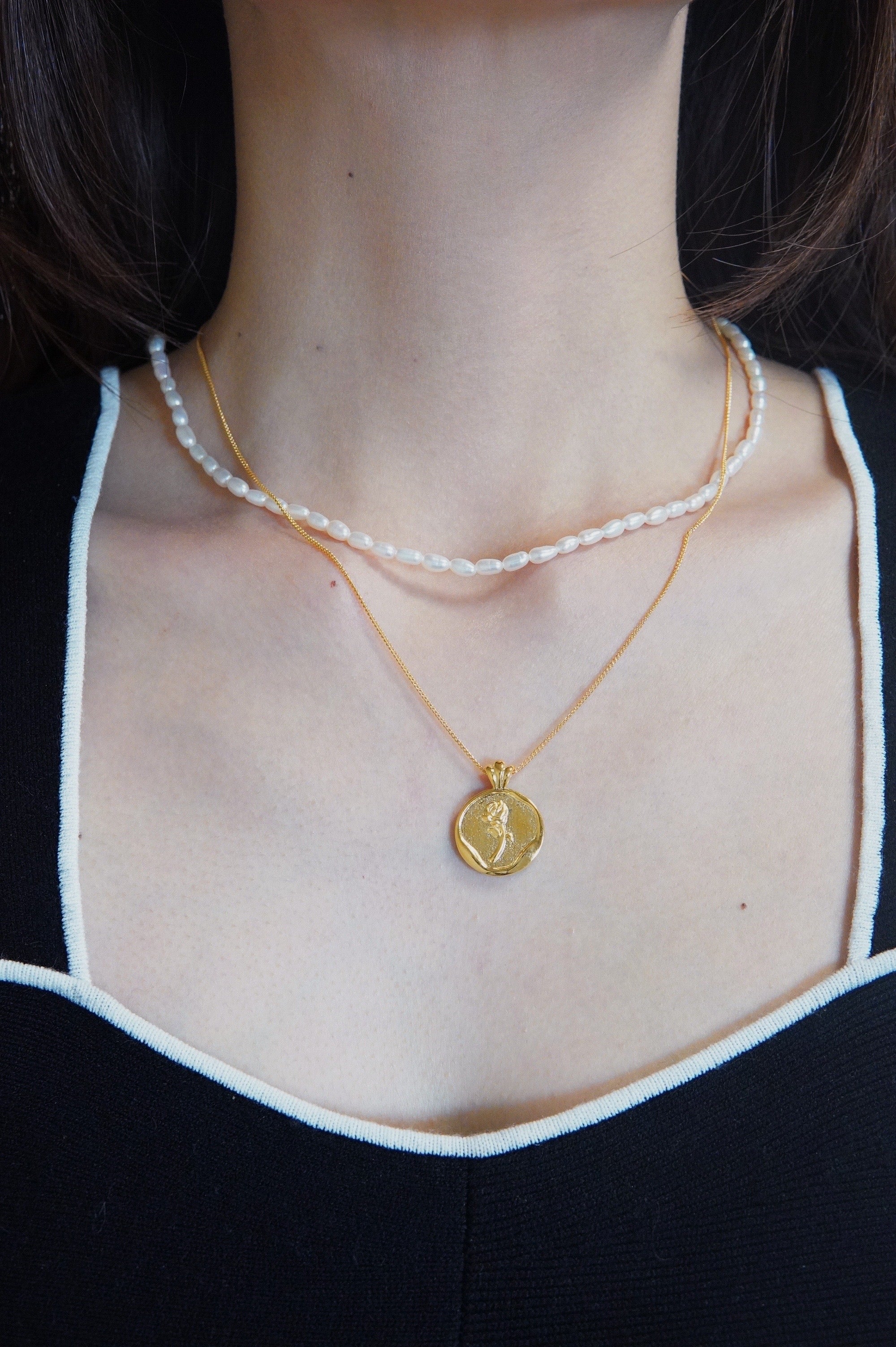 Rose Coin Necklace - eclorejewelry