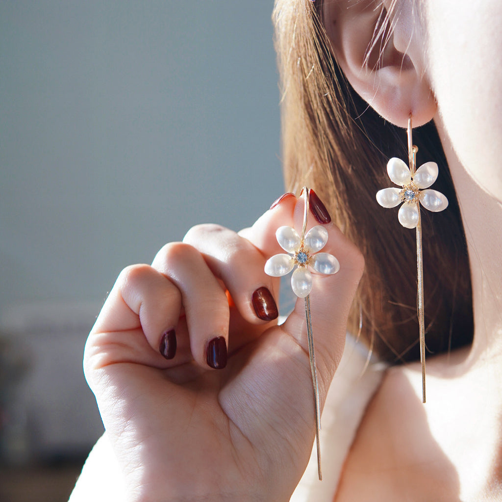 Tassel Pearl Earrings - eclorejewelry