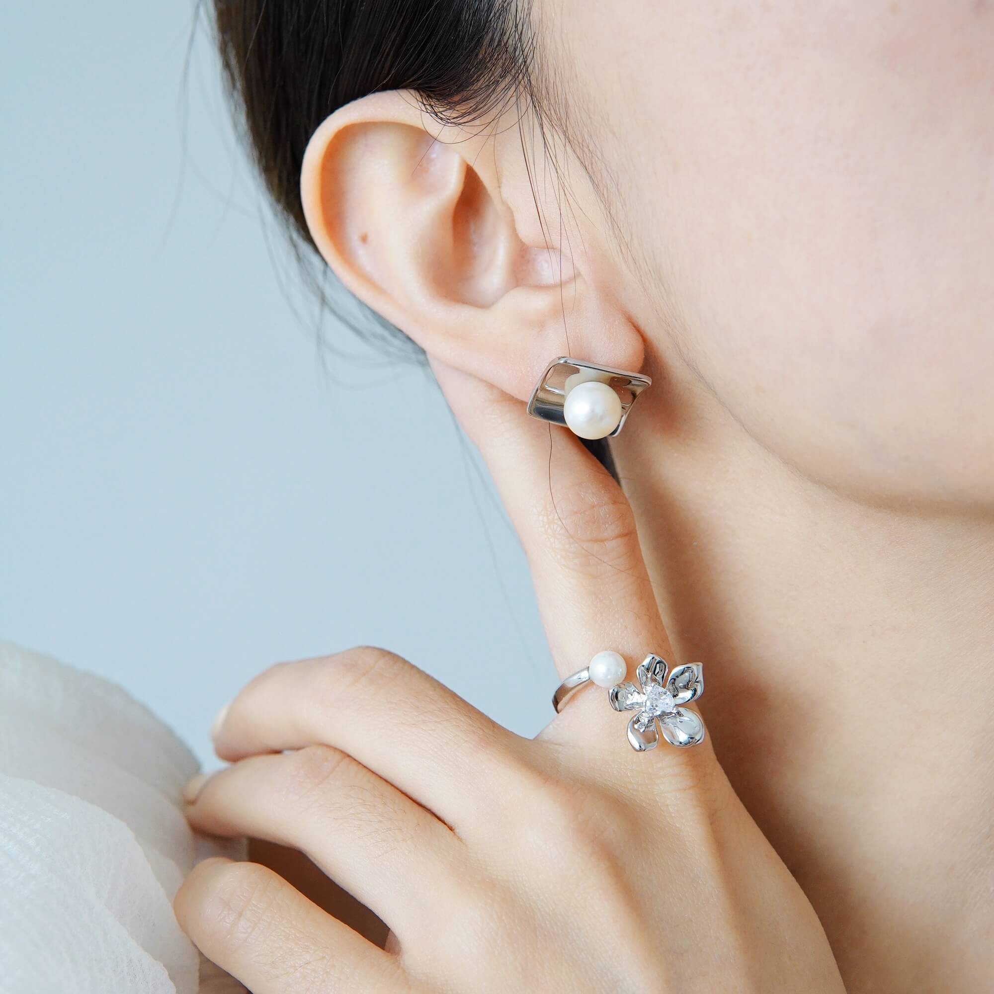 Square Pearl Earrings - eclorejewelry