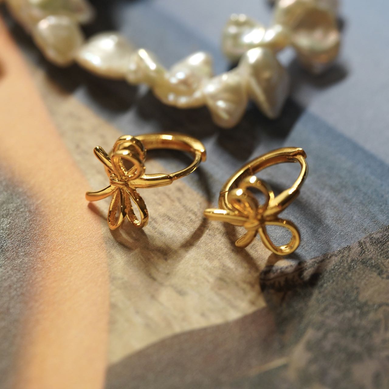 18k Gold Vermeil Bow Earrings