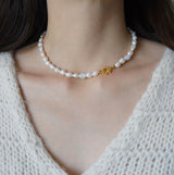 Flower Pearl Necklace - eclorejewelry