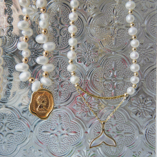 Floral Coin Pearl Necklace - eclorejewelry