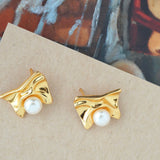 Bow Pearl Earrings